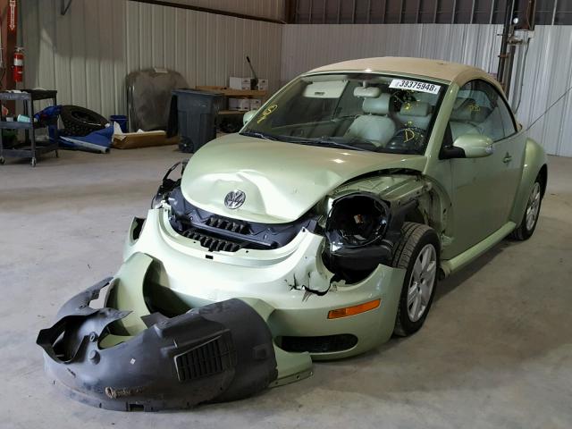 3VWRF31Y67M404355 - 2007 VOLKSWAGEN NEW BEETLE 绿色 照片 2