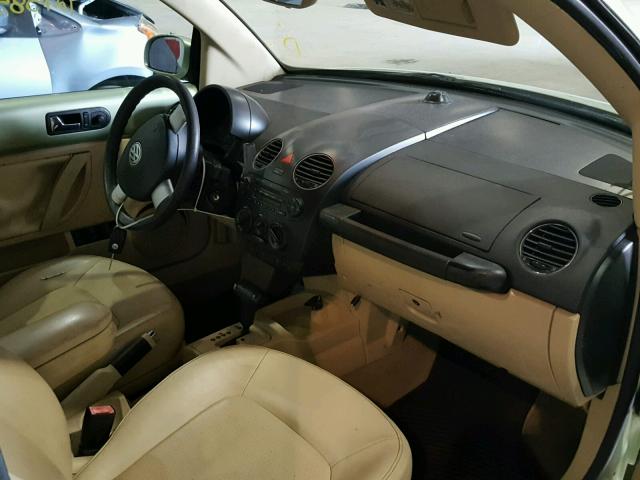 3VWRF31Y67M404355 - 2007 VOLKSWAGEN NEW BEETLE 绿色 照片 9