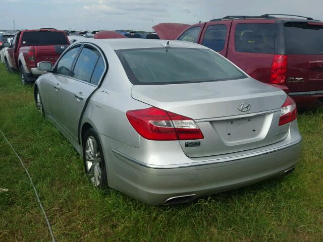 KMHGC4DD5CU161818 - 2012 HYUNDAI GENESIS 3. SILVER photo 3
