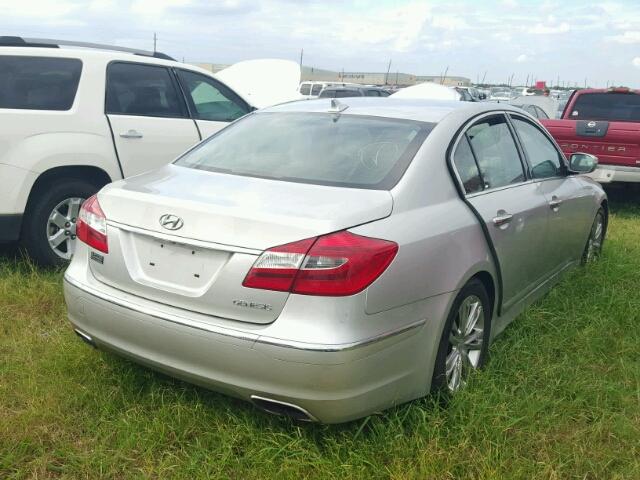 KMHGC4DD5CU161818 - 2012 HYUNDAI GENESIS 3. SILVER photo 4