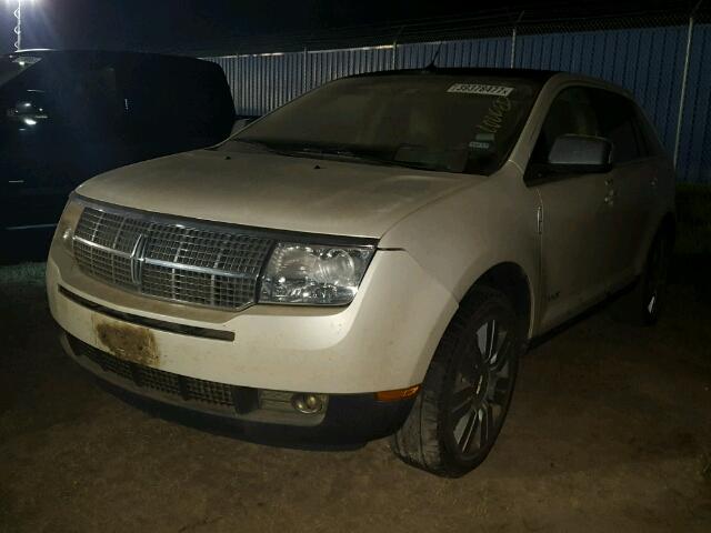 2LMDU68CX8BJ09213 - 2008 LINCOLN MKX WHITE photo 2