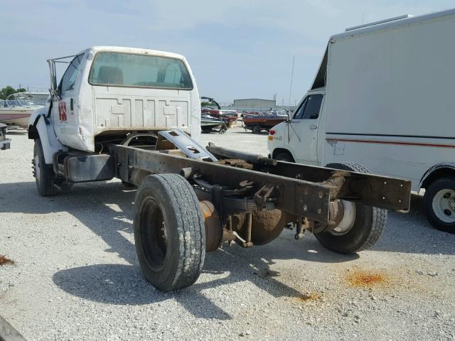 3FDXF75H41MA72270 - 2001 FORD F750 SUPER WHITE photo 3