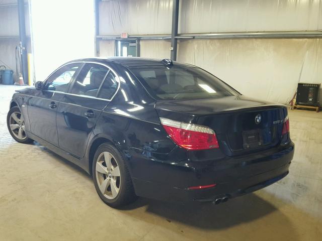 WBANV13528CZ57158 - 2008 BMW 528 XI BLACK photo 3