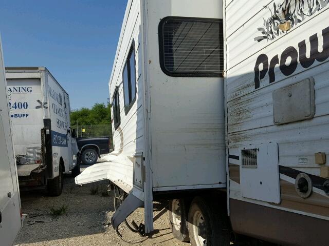 1EC1F292842969598 - 2004 HEART LAND PROWLER 白色 照片 10