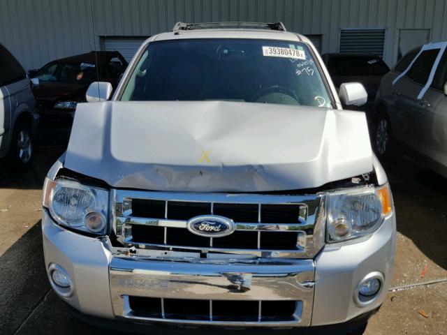 1FMCU0E72BKA19367 - 2011 FORD ESCAPE LIM SILVER photo 7