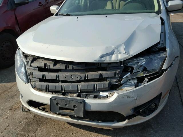 3FAHP0HA0AR157854 - 2010 FORD FUSION BEIGE photo 9