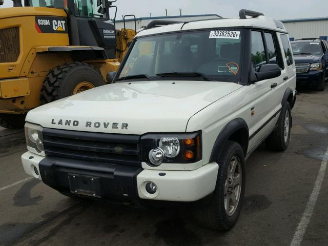 SALTR19474A838890 - 2004 LAND ROVER DISCOVERY WHITE photo 2