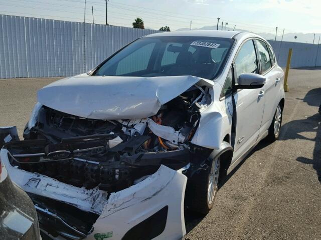 1FADP5EU3HL109767 - 2017 FORD C-MAX SE WHITE photo 2