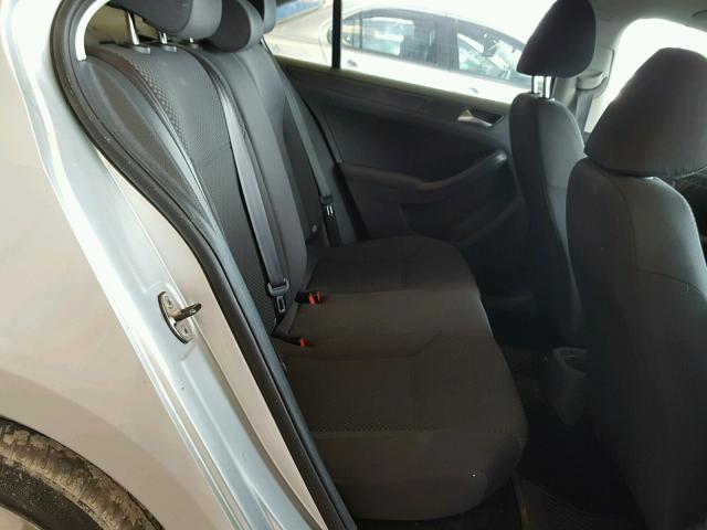 3VW2K7AJ5CM388991 - 2012 VOLKSWAGEN JETTA BASE 银色 照片 6