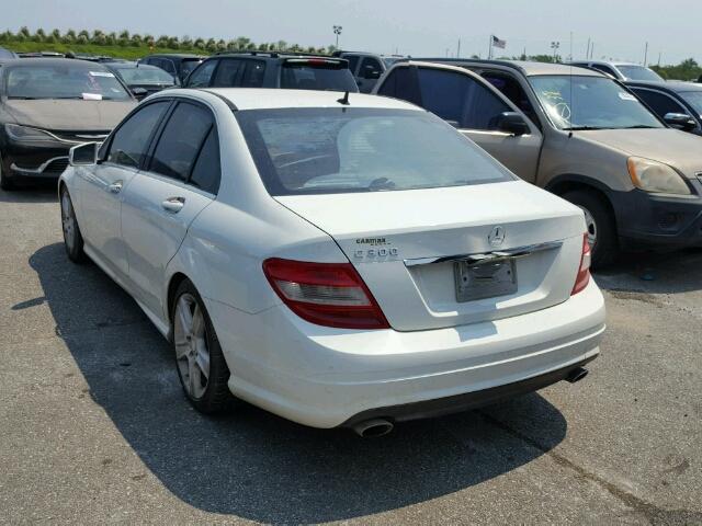 WDDGF5EB0AR131548 - 2010 MERCEDES-BENZ C 300 WHITE photo 3