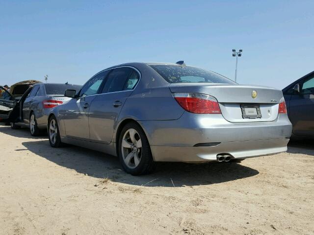 WBANA53525B856576 - 2005 BMW 525 I GRAY photo 3