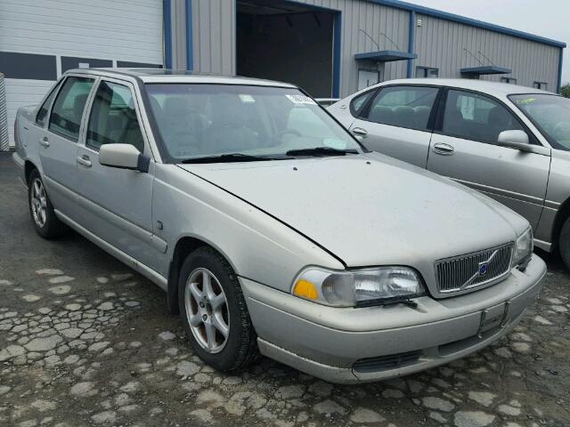 YV1LS61J7Y2634286 - 2000 VOLVO S70 BASE SILVER photo 1