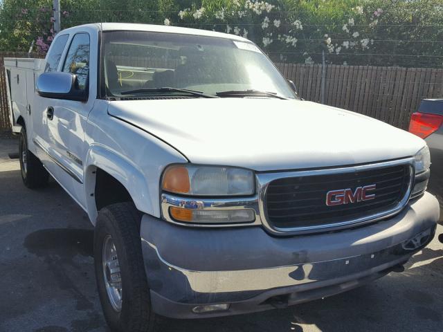 1GTHC29U22E194144 - 2002 GMC SIERRA C25 WHITE photo 1