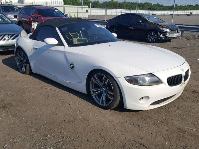 4USBT335X4LS49655 - 2004 BMW Z4 2.5 WHITE photo 1