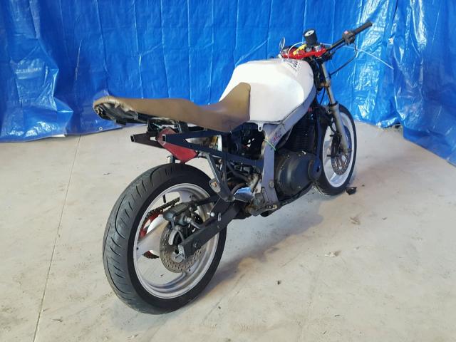 JS1GM51A4M2100078 - 1991 SUZUKI GS500 E WHITE photo 4