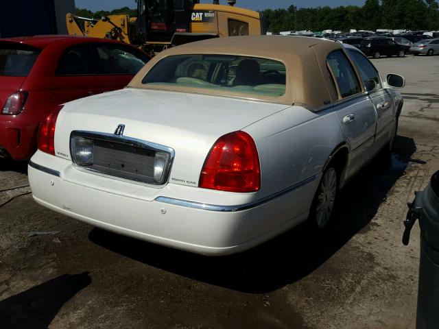 1LNHM82W53Y614888 - 2003 LINCOLN TOWN CAR S WHITE photo 4