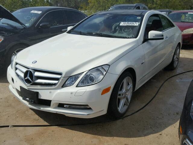 WDDKJ5KB3CF176453 - 2012 MERCEDES-BENZ E 350 WHITE photo 2