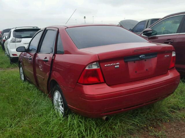 1FAFP34N25W264005 - 2005 FORD FOCUS RED photo 3