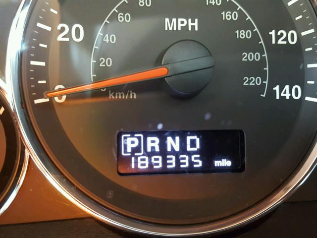 1J4RH4GK3AC101641 - 2010 JEEP COMMANDER SILVER photo 8