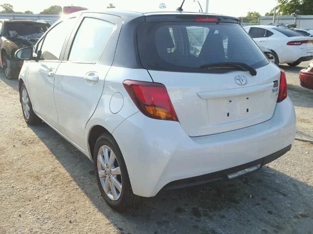 VNKKTUD31GA059565 - 2016 TOYOTA YARIS L TWO TONE photo 3