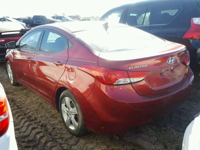 5NPDH4AE8DH358144 - 2013 HYUNDAI ELANTRA RED photo 3