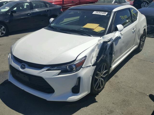 JTKJF5C74GJ018765 - 2016 TOYOTA SCION TC 白色 照片 2