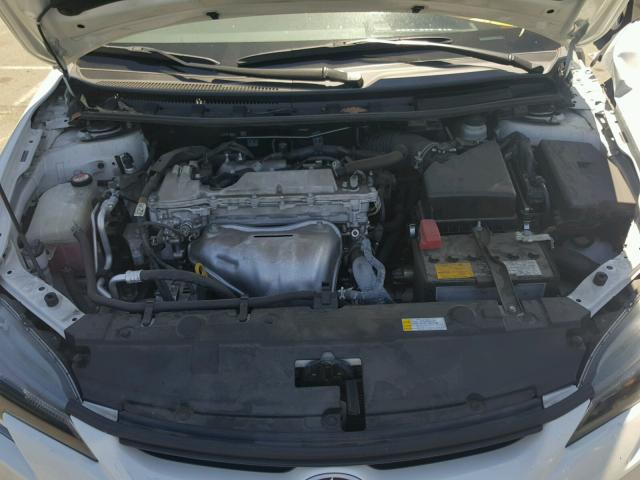 JTKJF5C74GJ018765 - 2016 TOYOTA SCION TC 白色 照片 7