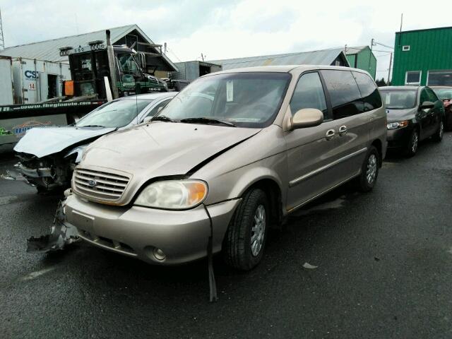 KNDUP131536459355 - 2003 KIA SEDONA EX BEIGE photo 2