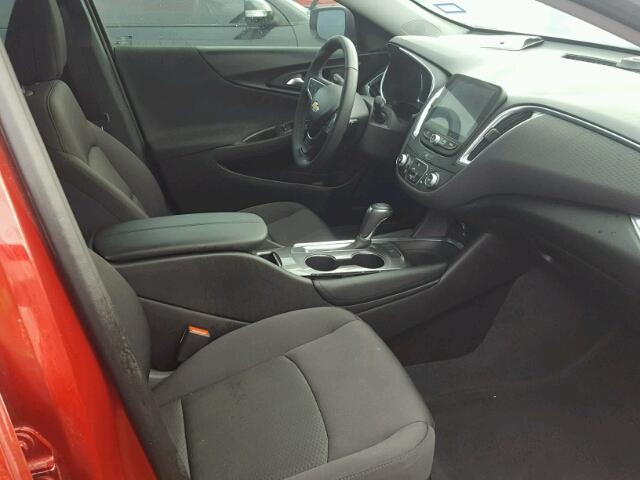 1G1ZE5ST5HF232253 - 2017 CHEVROLET MALIBU წითელი ფოტო 5