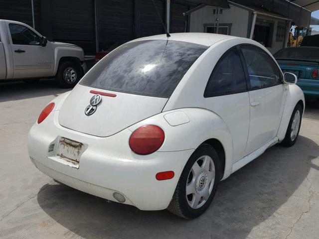 3VWCK21C91M434781 - 2001 VOLKSWAGEN NEW BEETLE 白色 照片 4
