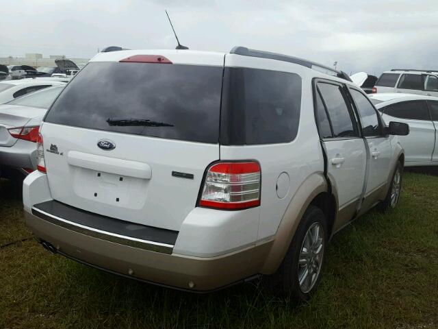 1FMDK07W28GA37961 - 2008 FORD TAURUS X WHITE photo 4