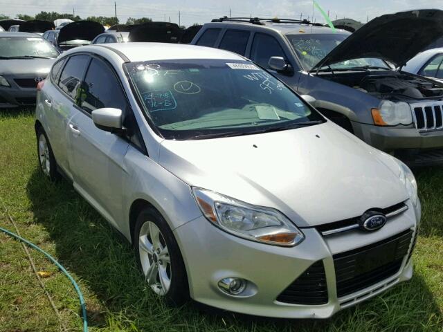 1FAHP3K24CL336631 - 2012 FORD FOCUS SE SILVER photo 1