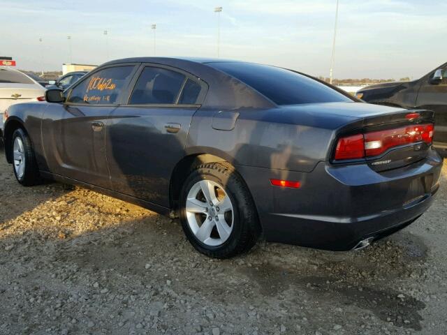 2C3CDXBG6DH636674 - 2013 DODGE CHARGER SE CHARCOAL photo 3