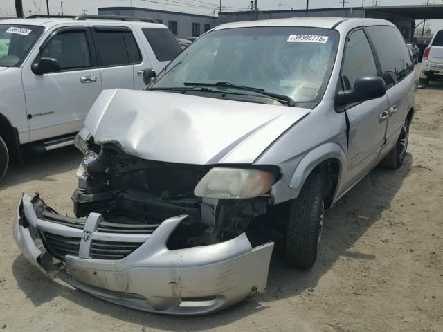 1D4GP45R65B174033 - 2005 DODGE CARAVAN SX SILVER photo 2