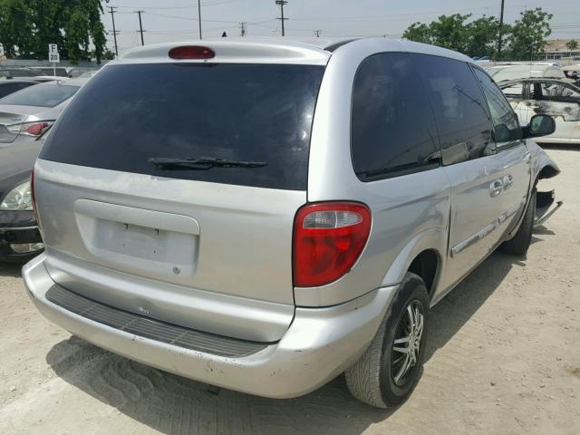 1D4GP45R65B174033 - 2005 DODGE CARAVAN SX SILVER photo 4