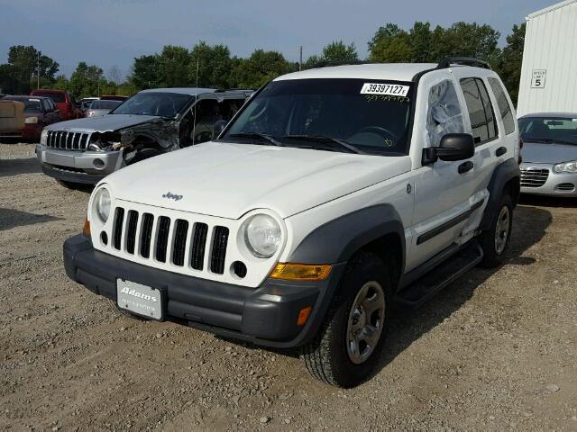 1J4GL48K47W671529 - 2007 JEEP LIBERTY WHITE photo 2