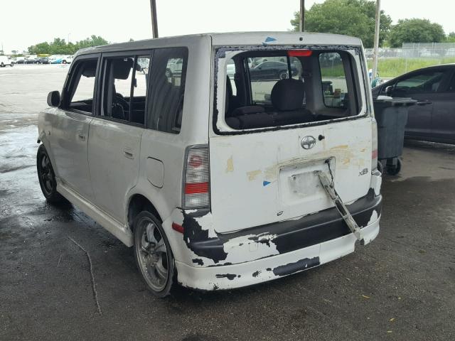 JTLKT324450204703 - 2005 TOYOTA SCION XB თეთრი ფოტო 3