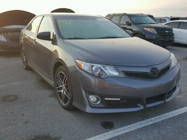 4T1BF1FK2EU333365 - 2014 TOYOTA CAMRY GRAY photo 1