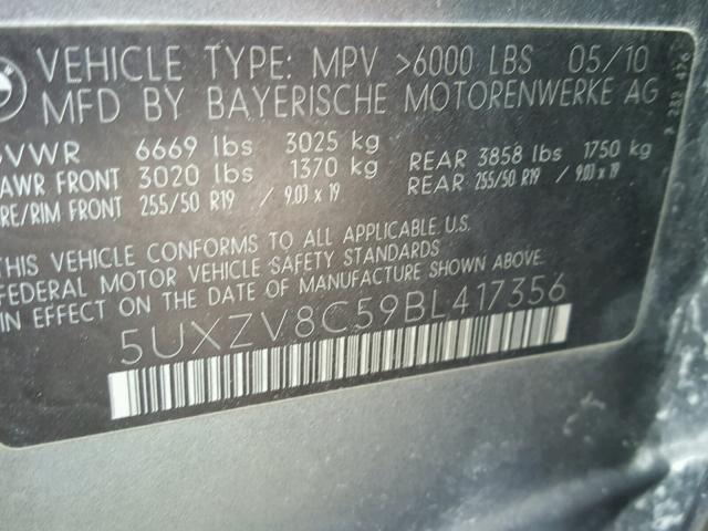 5UXZV8C59BL417356 - 2011 BMW X5 XDRIVE5 GRAY photo 10