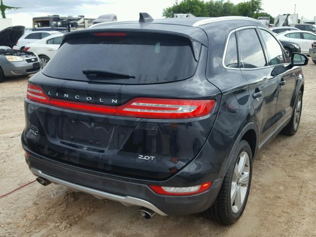 5LMCJ1C90JUL13045 - 2018 LINCOLN MKC PREMIE BLACK photo 4