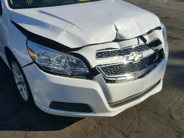 1G11D5SR7DF207112 - 2013 CHEVROLET MALIBU 1LT WHITE photo 9