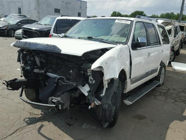 5LMJJ2J55EEL04306 - 2014 LINCOLN NAVIGATOR თეთრი ფოტო 2