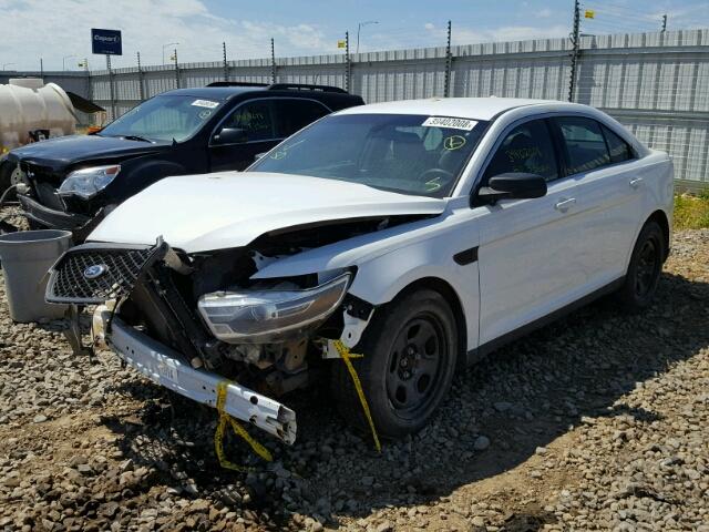 1FAHP2MK2FG164295 - 2015 FORD TAURUS POL WHITE photo 2