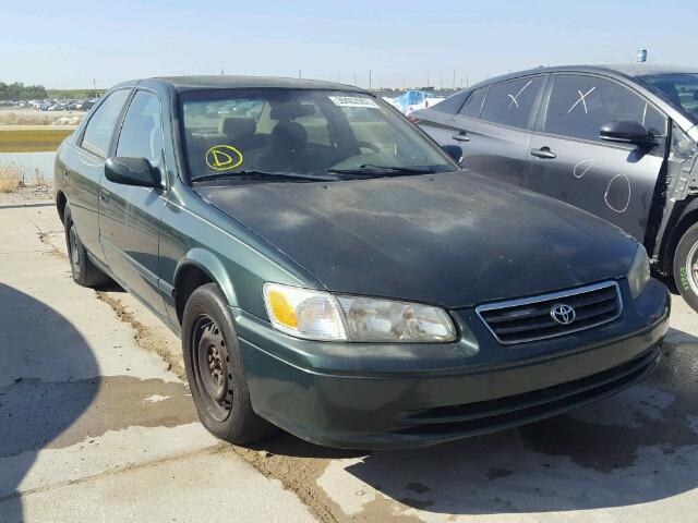 4T1BG22K81U047720 - 2001 TOYOTA CAMRY CE GREEN photo 1