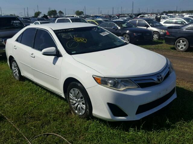 4T4BF1FK6CR267549 - 2012 TOYOTA CAMRY WHITE photo 1