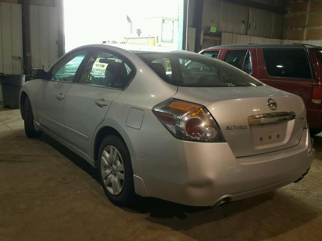 1N4AL2AP3AN463716 - 2010 NISSAN ALTIMA BAS SILVER photo 3