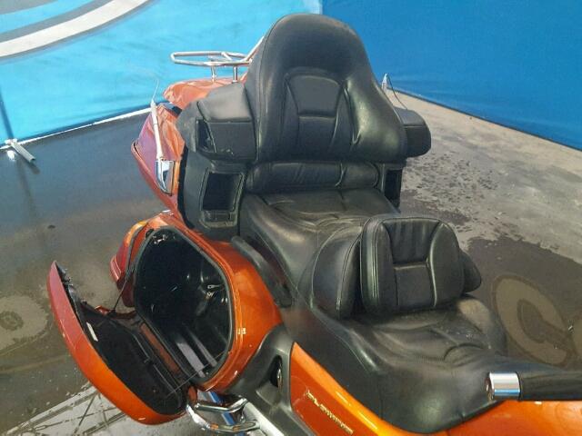 1HFSC47092A107256 - 2002 HONDA GL1800 ORANGE photo 6