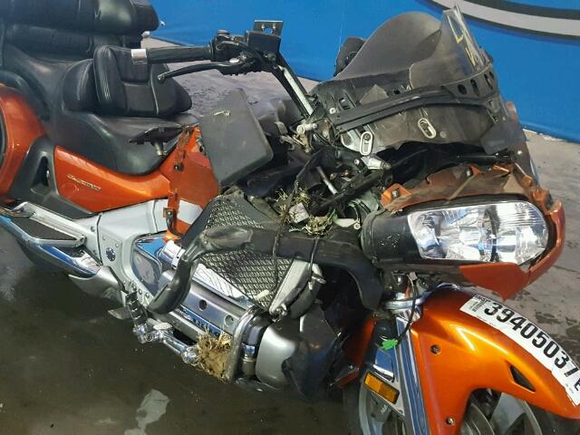 1HFSC47092A107256 - 2002 HONDA GL1800 ORANGE photo 9