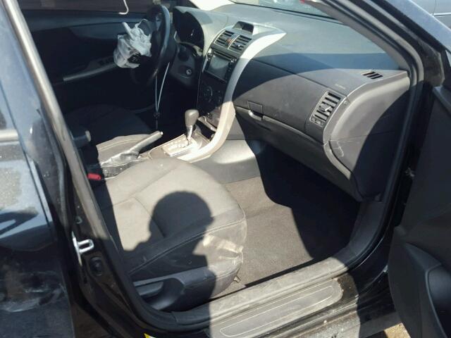 5YFBU4EE5DP110742 - 2013 TOYOTA COROLLA BA BLACK photo 5