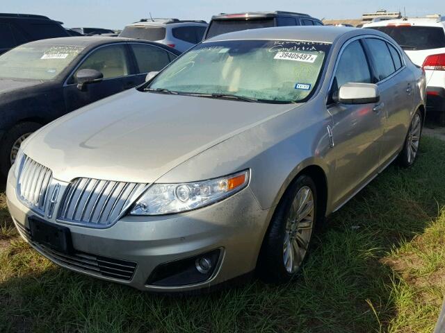 1LNHL9DR2BG608423 - 2011 LINCOLN MKS GOLD photo 2